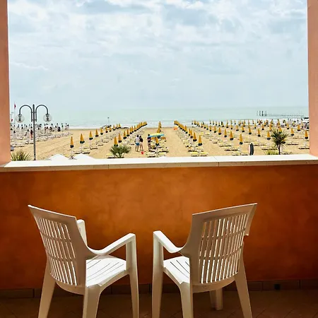 Alpina - Frontemare Centrale - Immobil Relax * Lido di Jesolo