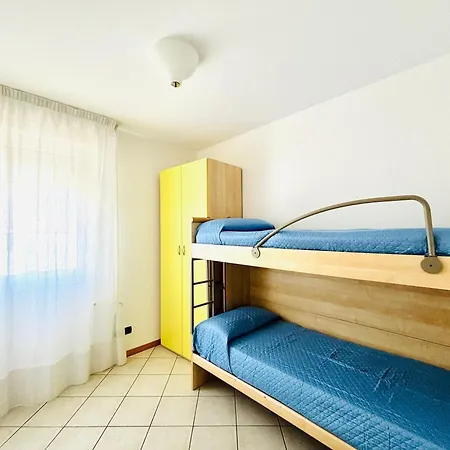 Alpina - Frontemare Centrale - Immobil Relax Apartman Lido di Jesolo