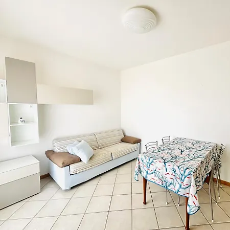 Apartmán Alpina - Frontemare Centrale - Immobil Relax *